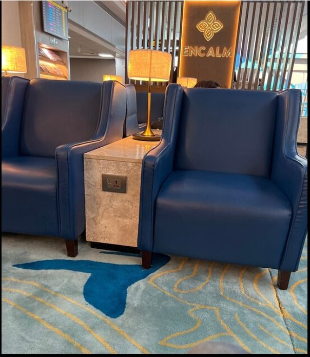 Encalm Lounge, Domestic-T1