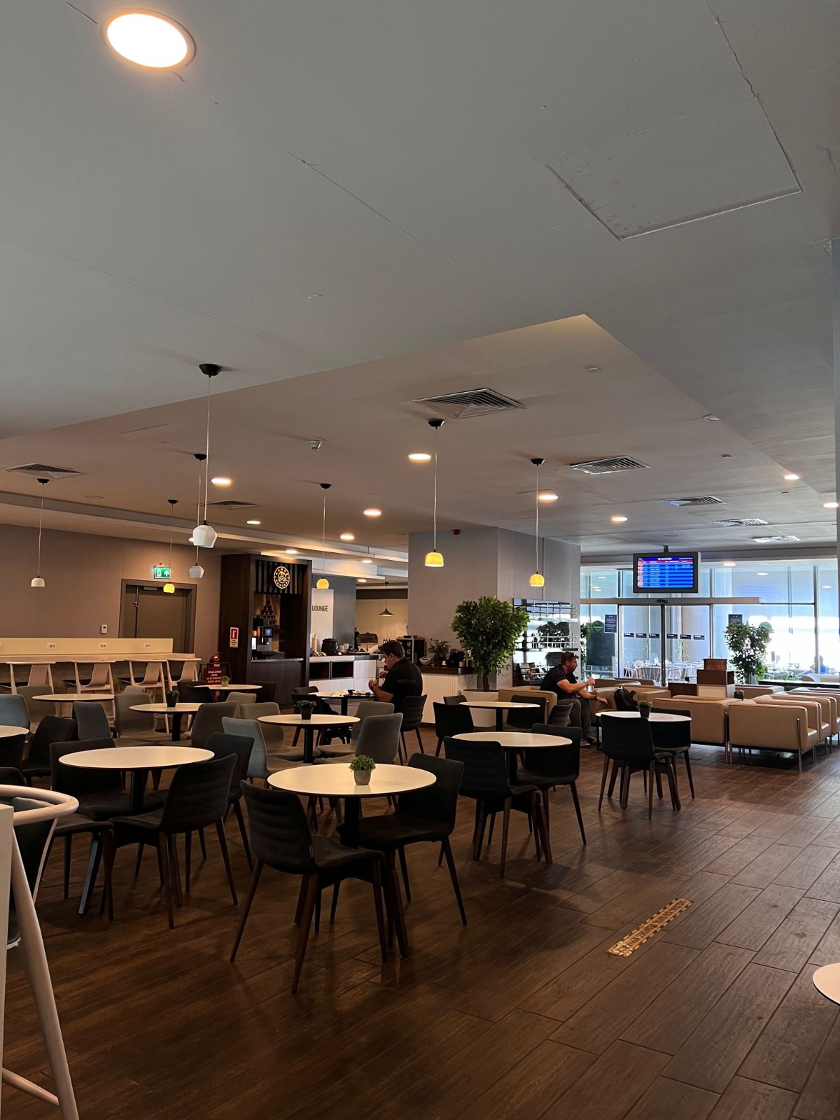 DLM Lounge