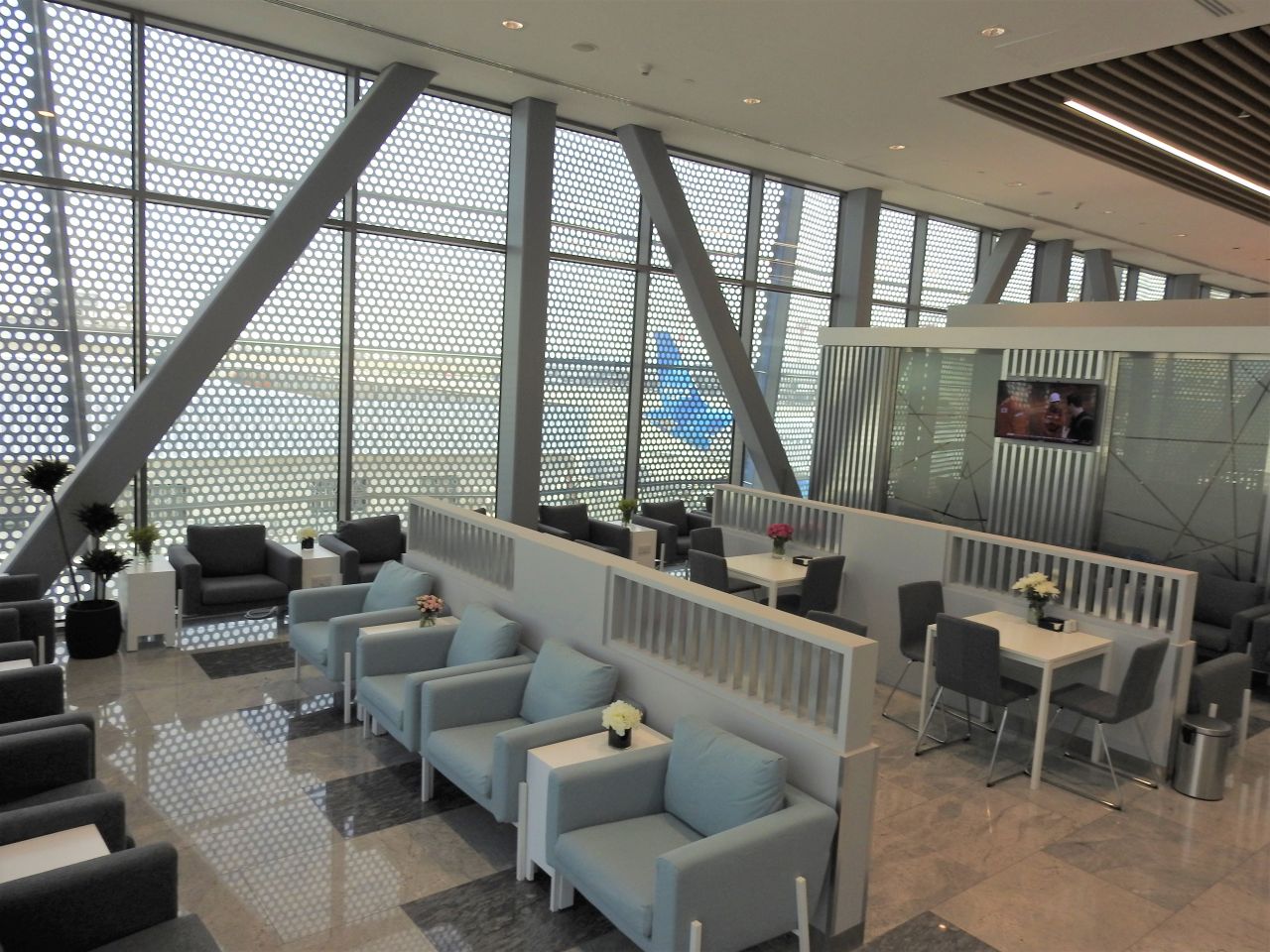 Pearl Lounge T5