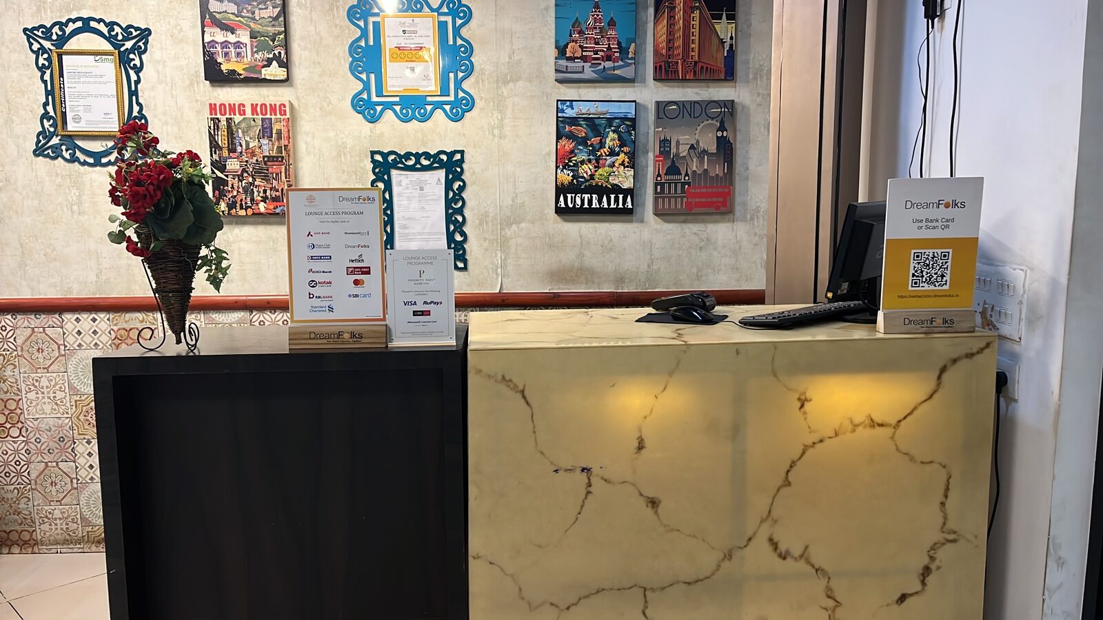 Mandarin Lounge