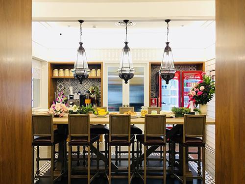 The Coral Executive Lounge