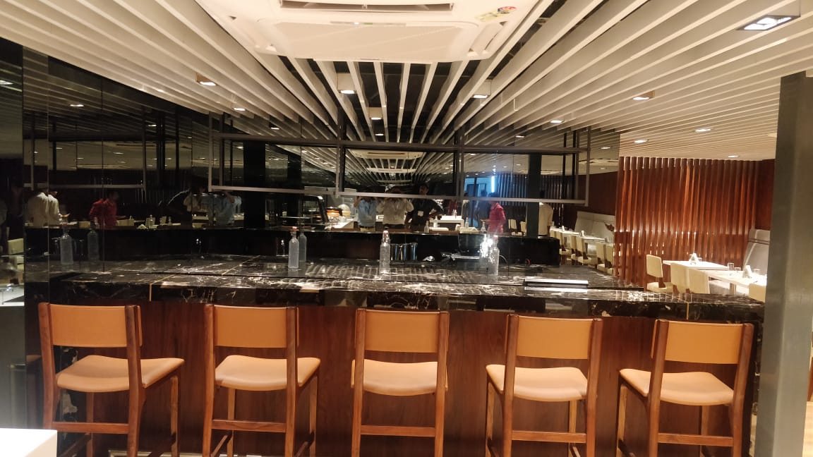 Earth Lounge