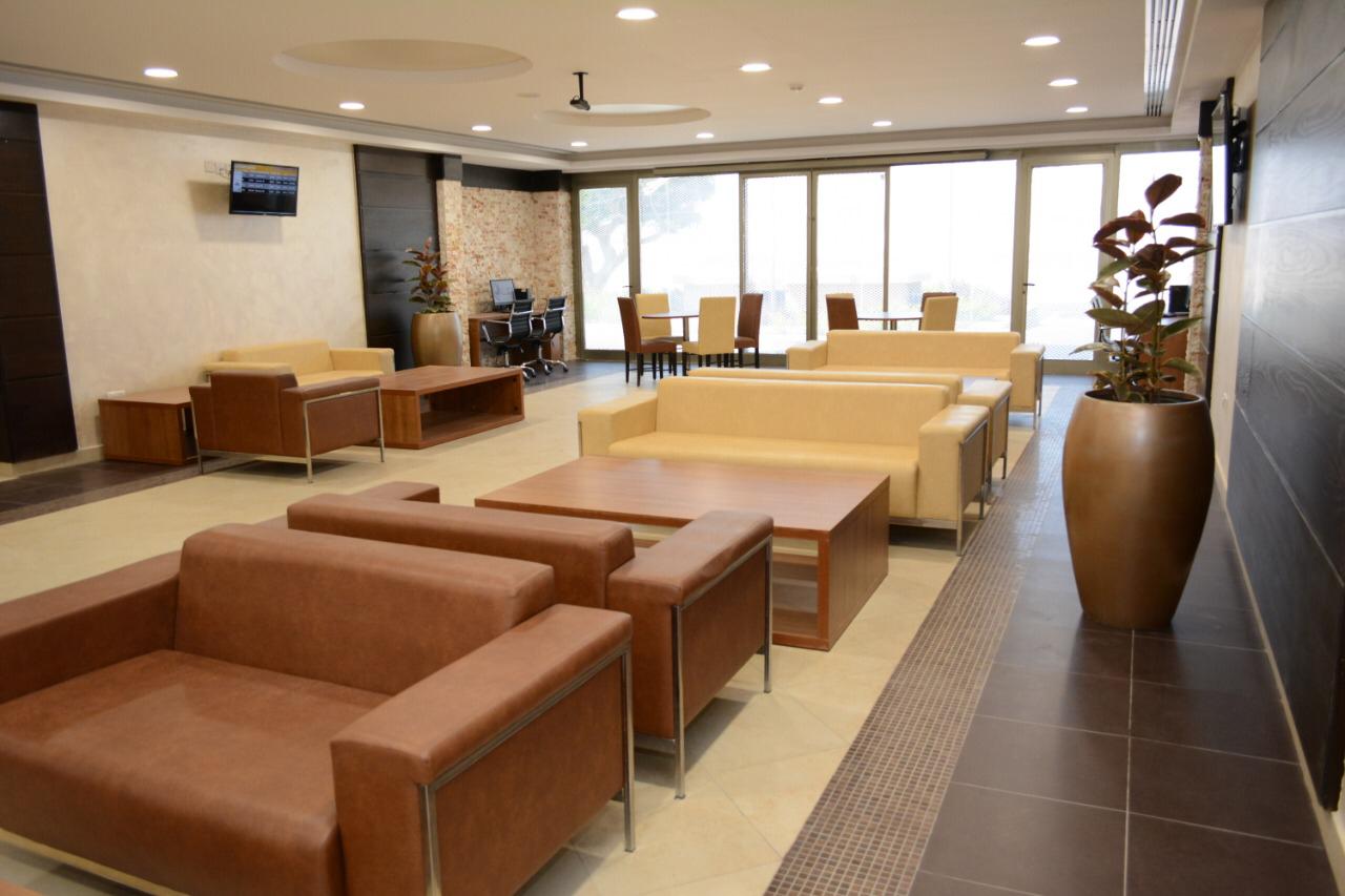 Pearl Lounge