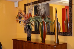 Pall Lounge