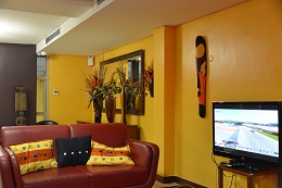 Pall Lounge