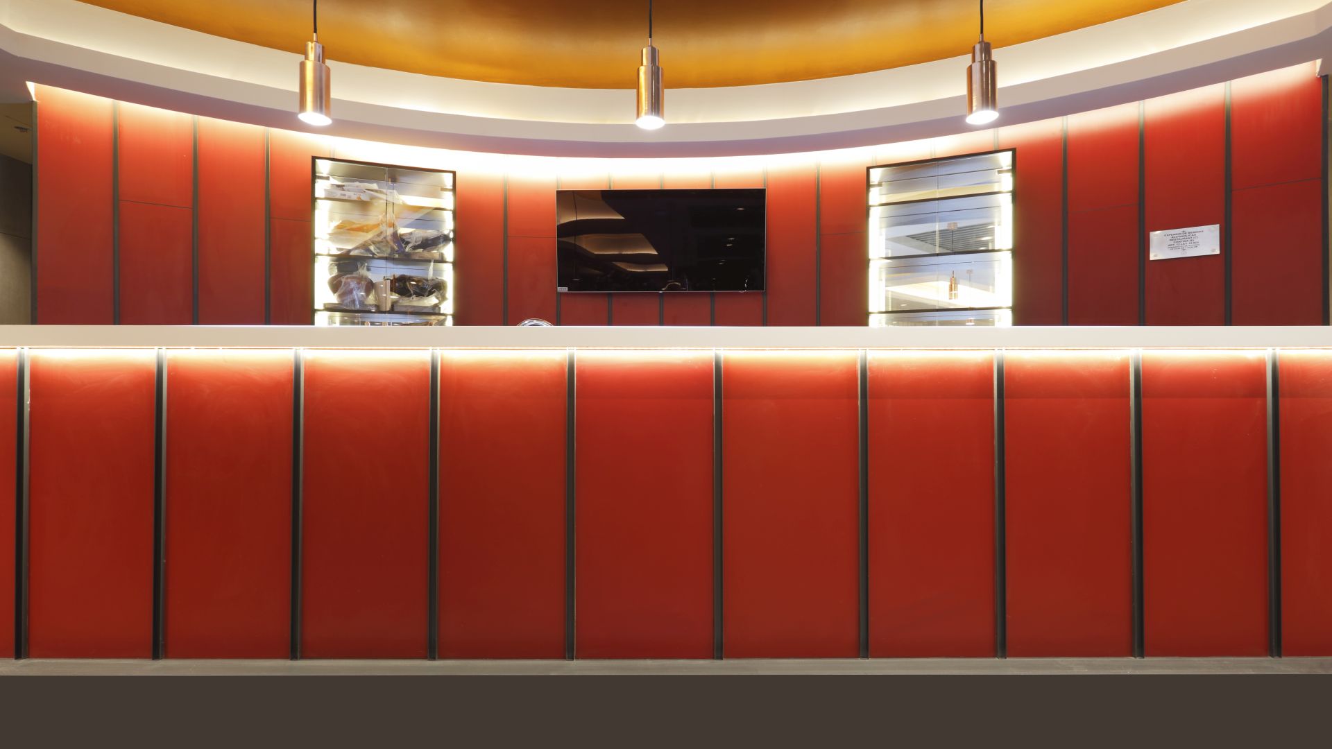Andes Lounge