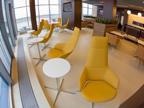 Business Lounge, Terminal B