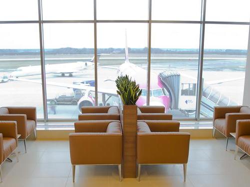 Business Lounge, Terminal B