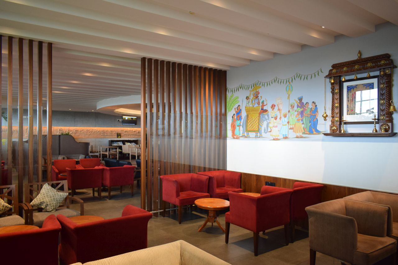 BLR International Lounge, T2