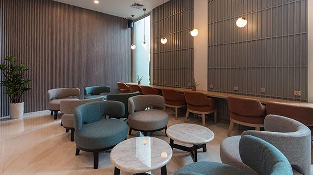 Blue Sky Premier Lounge