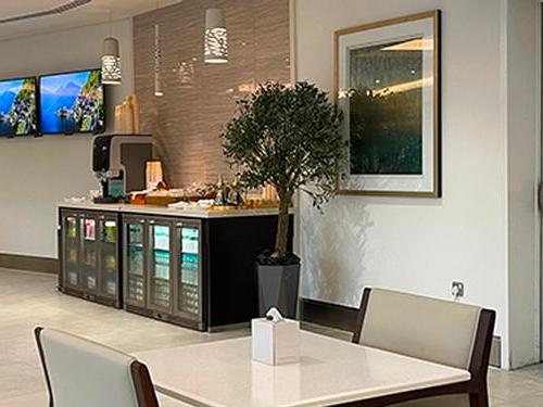 naSmiles Lounge