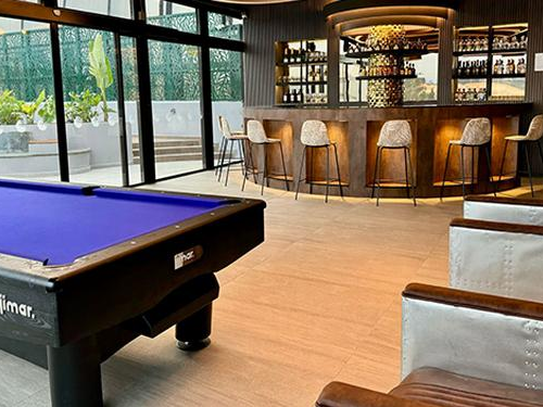 Harmony Lounge (Domestic)