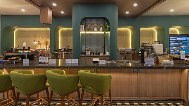 Blue Sky Premier Lounge