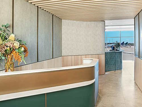 Plaza Premium Lounge (International Departures) (3-6hr stay)