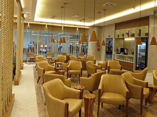 Advantage VIP Lounge Domestic