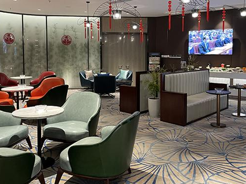 First Class Lounge 1