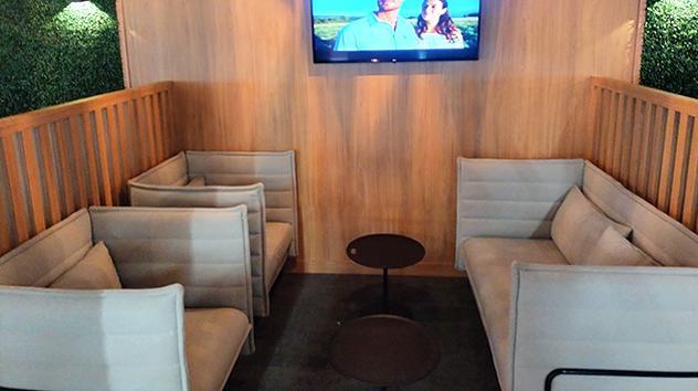 Oma Premium Lounge