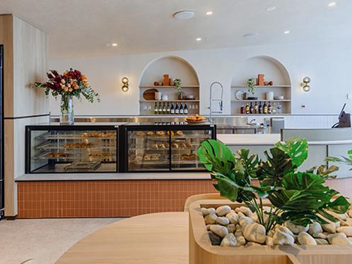 Plaza Premium Lounge (International Arrivals) (3-6hr stay)