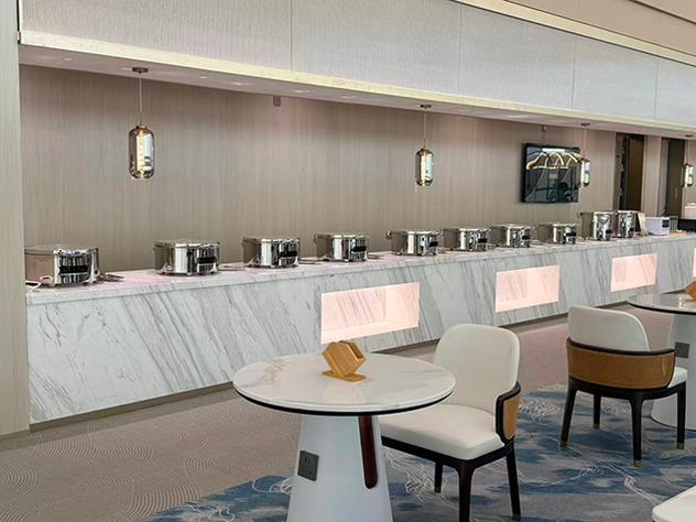 First Class Lounge V6