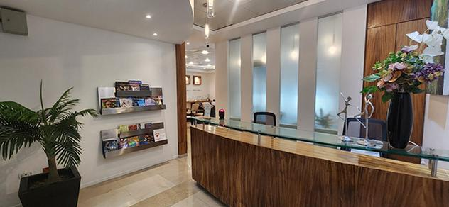 Oma Premium Lounge
