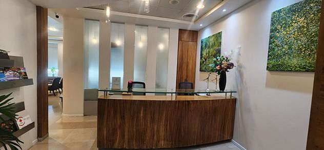 Oma Premium Lounge