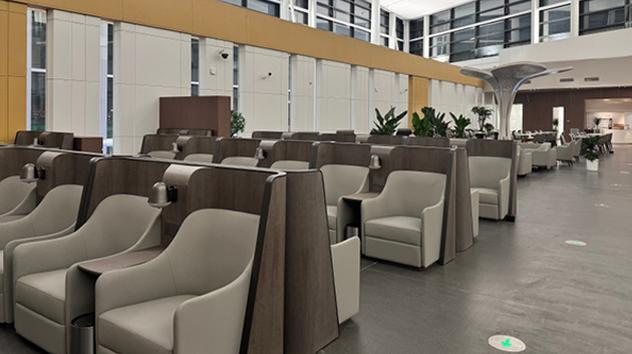 China Southern First/Business Class Lounge