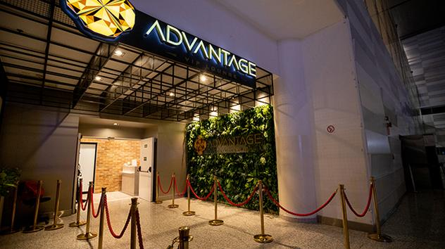 Advantage VIP Lounge + Fast Track