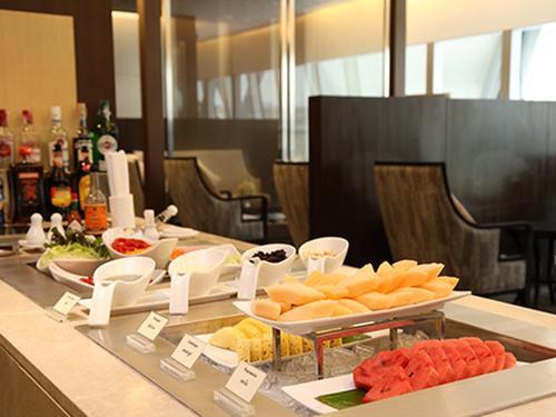 Miracle First Class Lounge