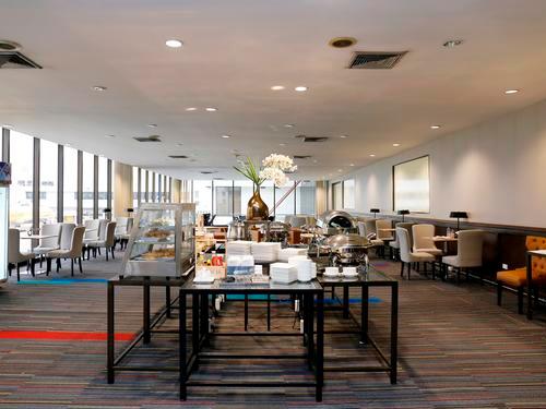 Miracle Lounge
