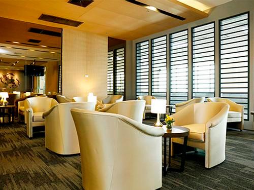 Miracle Lounge