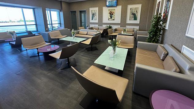 Pearl Lounge
