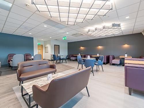 Aspire Lounge (South)