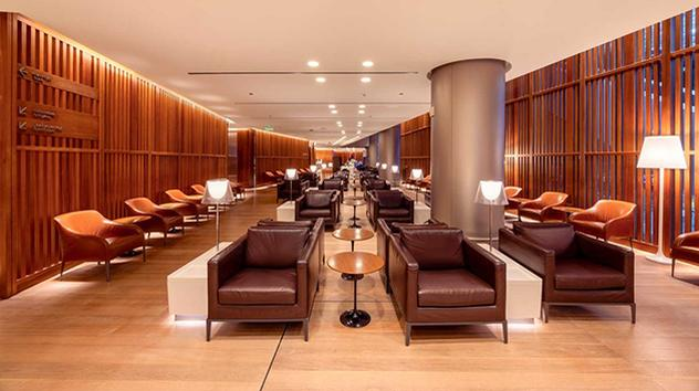 Al Maha Lounge (Southeast)