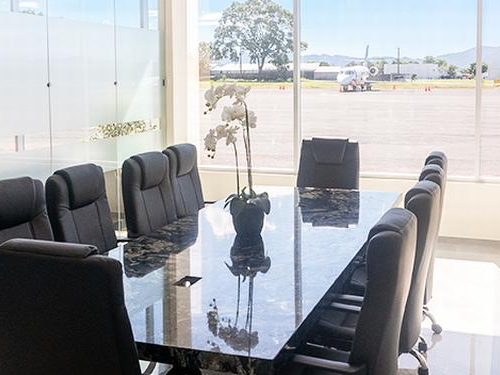 Aeroconnections VIP Lounge 3