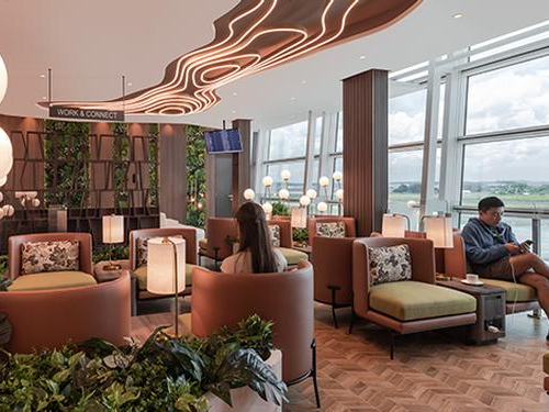 Travel Club Lounge