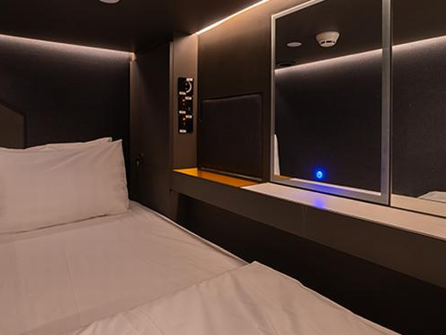 Capsule Transit Sleep Lounge