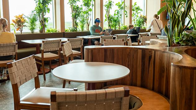 Pura Lounge