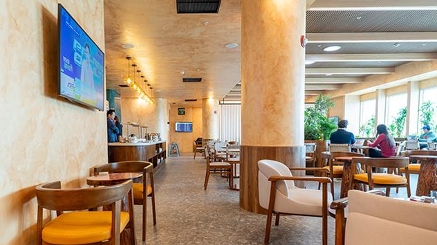 Pura Lounge