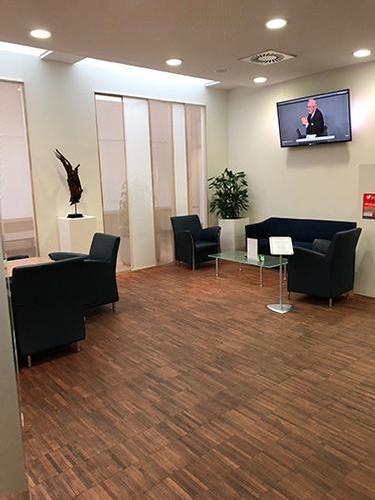 Linz Airport Lounge