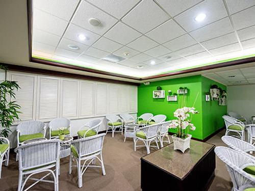 Sala Larimar (Arrivals Lounge)