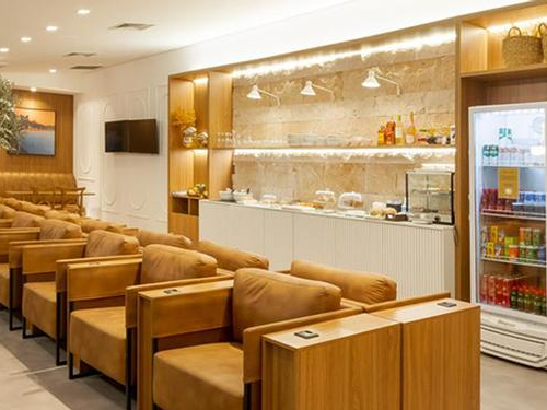 Advantage VIP Lounge