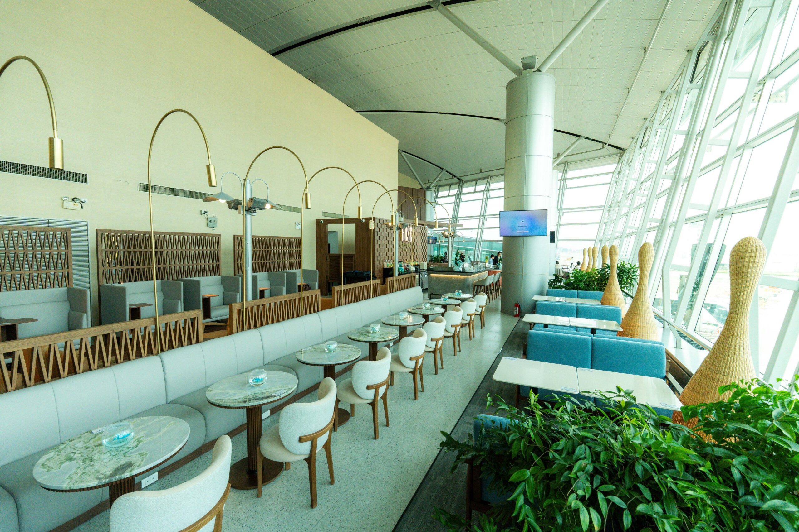 Rose Business Lounge