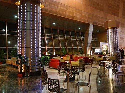 Pearl Lounge
