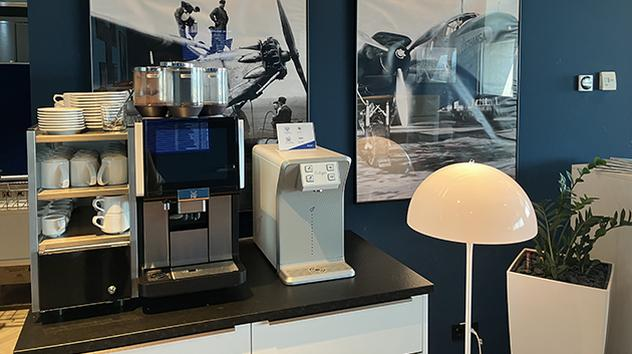 Airport Lounge The Aviator Gallery