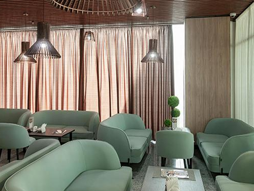 Business Lounge