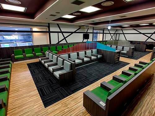 EXECUTIVE LOUNGE 2