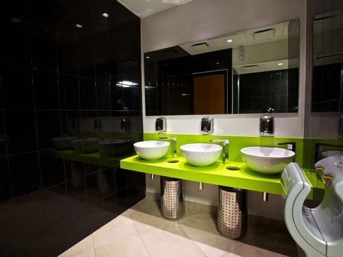 Premium Lounge