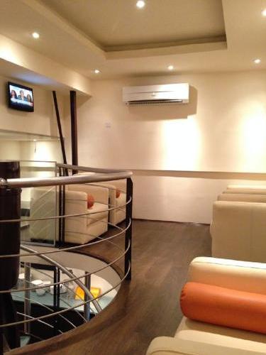 Skyway Premium Lounge