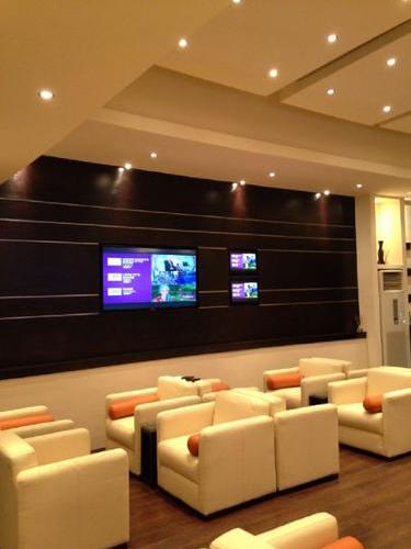 Skyway Premium Lounge